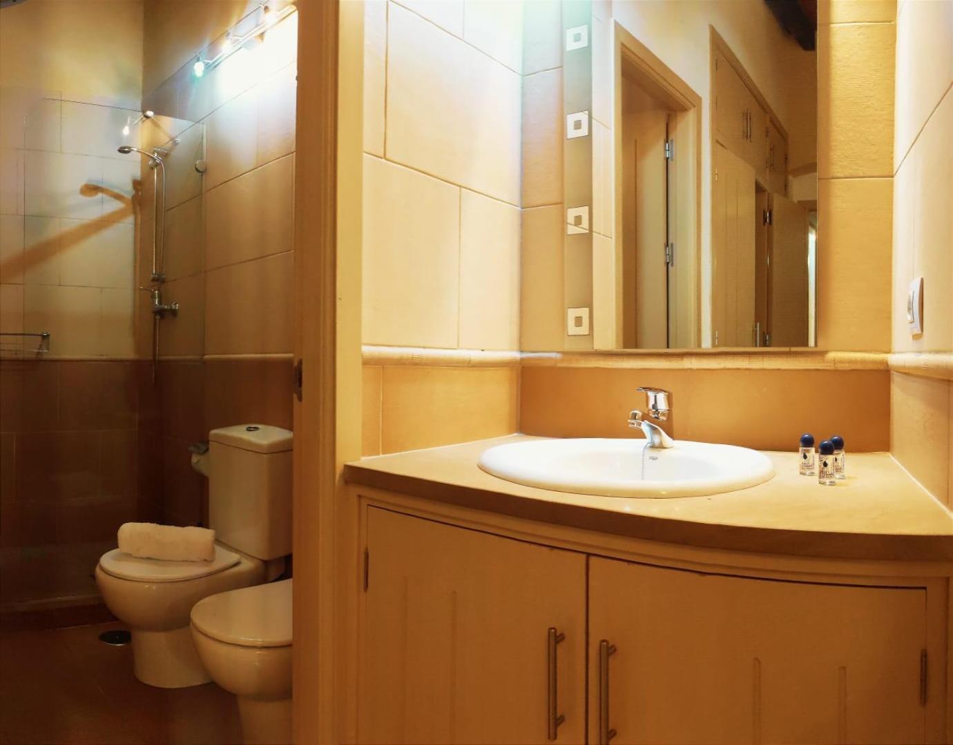 Apartamento Familiar Juramento กอร์โดบา ภายนอก รูปภาพ
